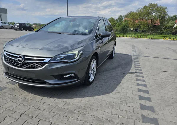 małopolskie Opel Astra cena 26900 przebieg: 262000, rok produkcji 2017 z Nowogrodziec